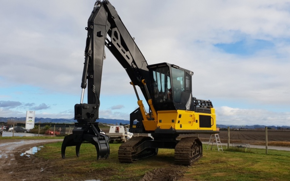 Dealers for 20-50t Diggers thumbnail