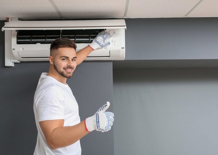 Sign Air Con Needs Repair