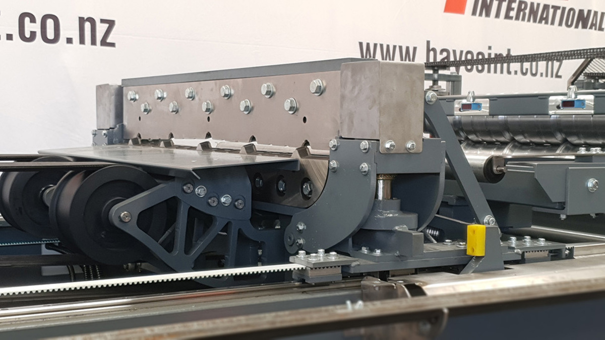 Flying Shear - Hayes International