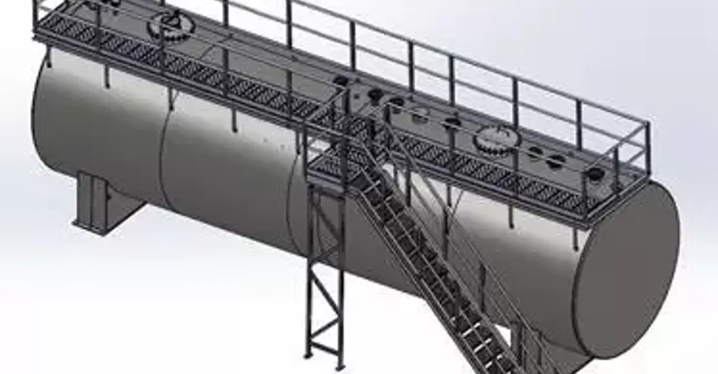 Aviation Tank With Walkway
