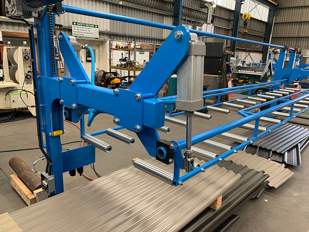 Runout Table - Hayes International